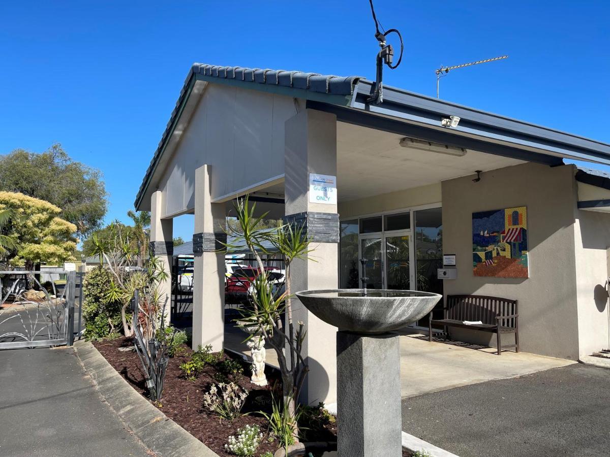 Gale Street Motel & Villas Busselton Exterior photo